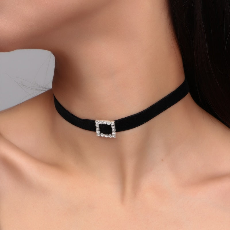 Fashion Black Velvet Chokers Necklaces Punk Style Statement Crystal Love Hearts Necklace For Women Party Jewelry
