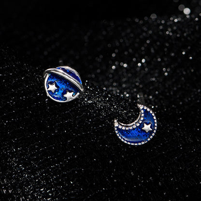 Fashion Astronaut Star Moon Stud Earrings Women Silver Color Zircon Asymmetric Lovely Mini Ear Pierced Studs Party Jewelry Gifts