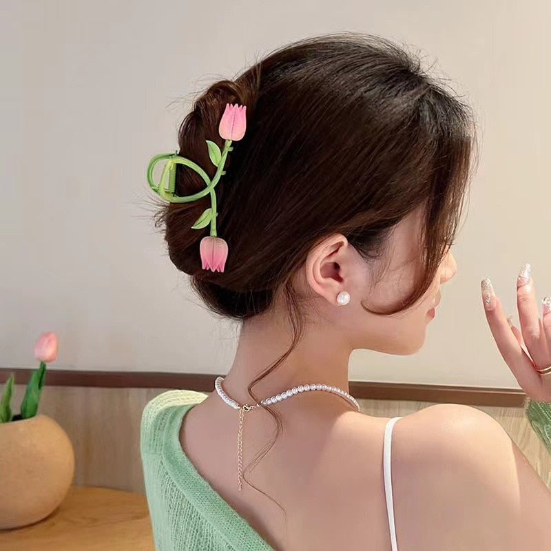 New Korean Vintage Flowers Large Metal Hair Claw Clip Ponytail Women Butterfly Shark Alloy Hair Claw Barrette Hair Accessories