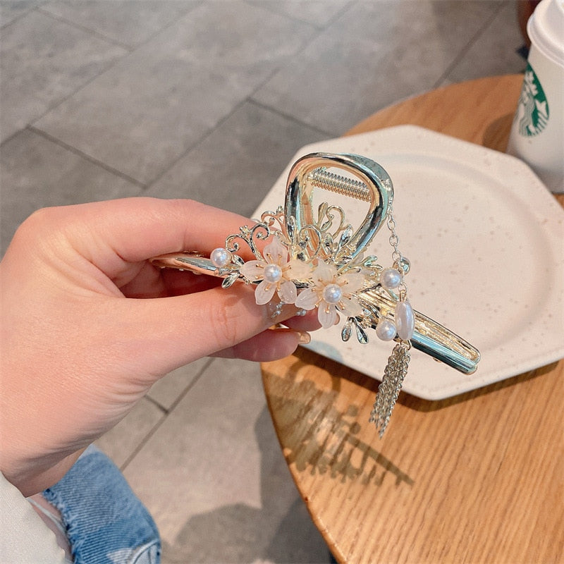 New Classical Orchid Pearl Tassel Grab Clip Ladies Ponytail Clip Flower Shark Clip Girl Elegant Headwear Accessories