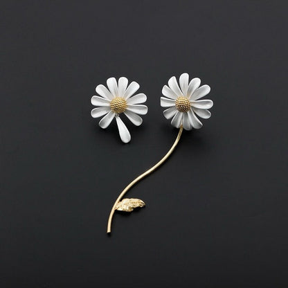 New Cute Daisy Flower Pendant Hoop Earrings For Women Trending Korean Sweet Circle Earrings Girl Wedding Party Jewelry Gift