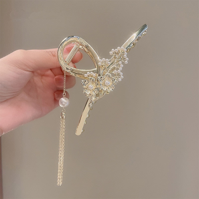 New Classical Orchid Pearl Tassel Grab Clip Ladies Ponytail Clip Flower Shark Clip Girl Elegant Headwear Accessories