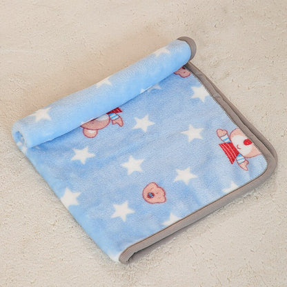 New Soft Pet Blanket Spring Warm Dog Bed Blanket Cute Pet Sheets Warm Mat Comfortable Cat Dog Pad Blanket Pet Accessories