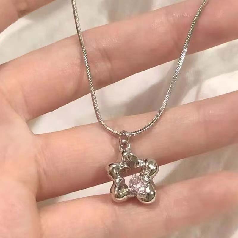 Fashion Pink Planet Heart Zircon Necklace Women Charm Aesthetic Clavicle Chain Necklace Valentines Day Gift Party Jewelry