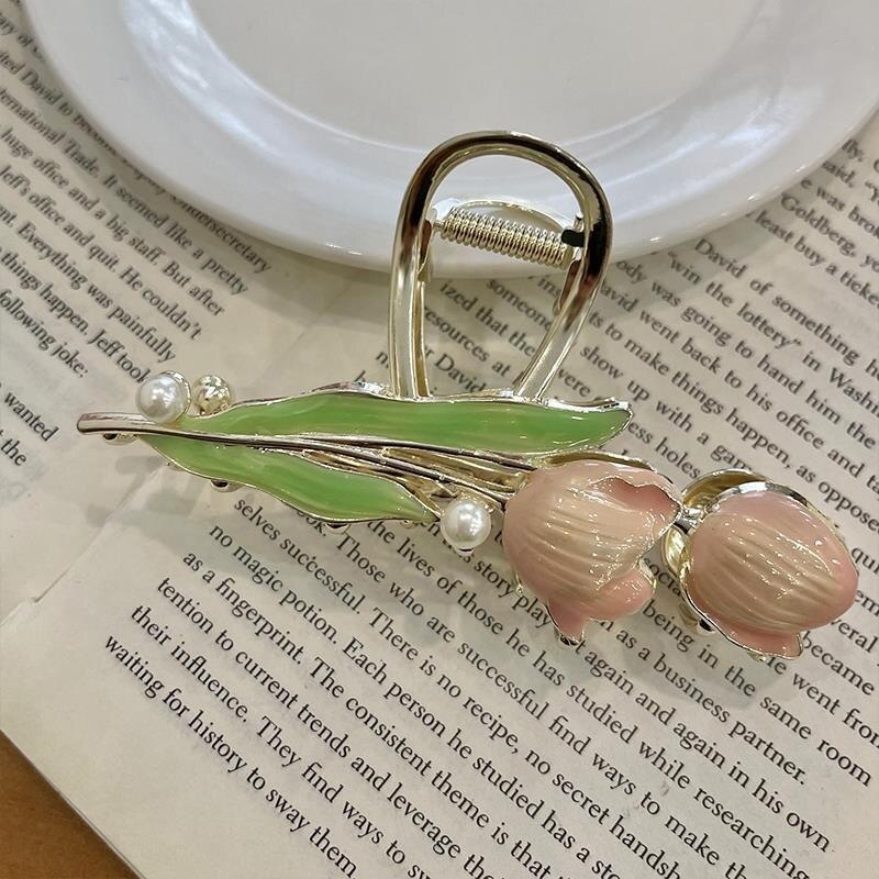 New Korean Vintage Flowers Large Metal Hair Claw Clip Ponytail Women Butterfly Shark Alloy Hair Claw Barrette Hair Accessories