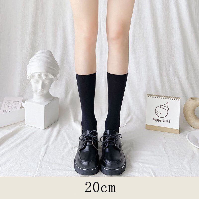 Woman Stockings Cute Black White Lolita Long Socks Solid Color Knee High Socks Fashion Girls Kawaii Cosplay Nylon Socks