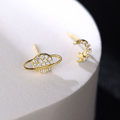 Fashion Astronaut Star Moon Stud Earrings Women Silver Color Zircon Asymmetric Lovely Mini Ear Pierced Studs Party Jewelry Gifts