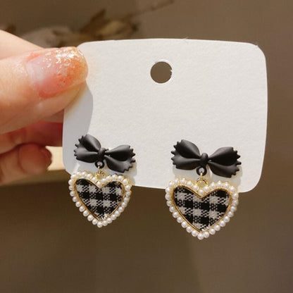 Cute Korean Hanging Love Grid Pearl Heart Earrings For Women Girls Trendy Party Jewelry Fashion New Bowknot Earrings Gifts