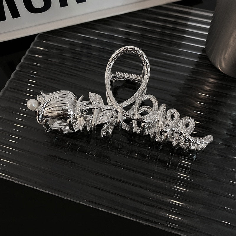 New Korean Vintage Flowers Large Metal Hair Claw Clip Ponytail Women Butterfly Shark Alloy Hair Claw Barrette Hair Accessories