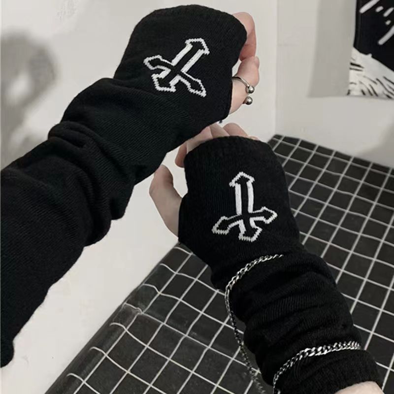 Anime Gloves Cosplay Darkly Ninja Mitten Oversleeve Man Women Fashion Sun Block Keep Warm Cuff Lolita Fingerless Arm Warmers