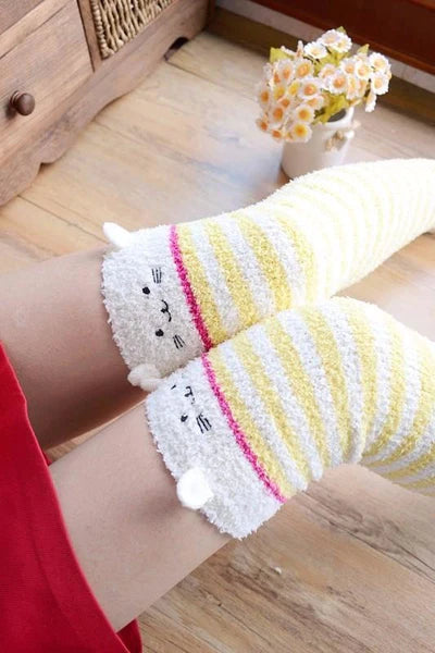 Princess-Worthy Cute Furry Thigh High Stockings 15+ Adorable Styles