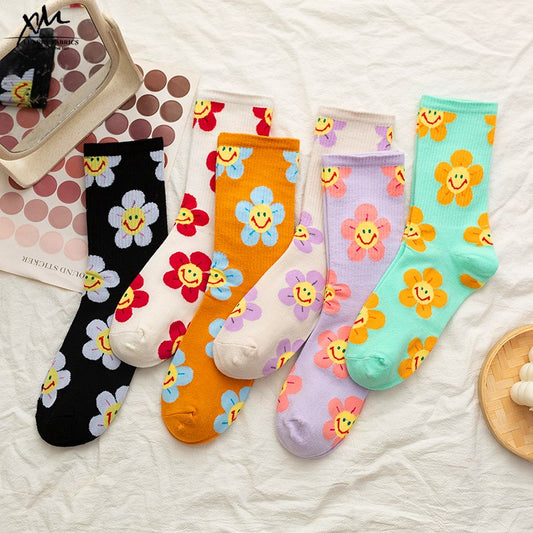 New Arrivals Japanese Korean Style Cartoon Flower Women Socks Harajuku Kawaii Socks Breathable Spring Autumn Casual Socks