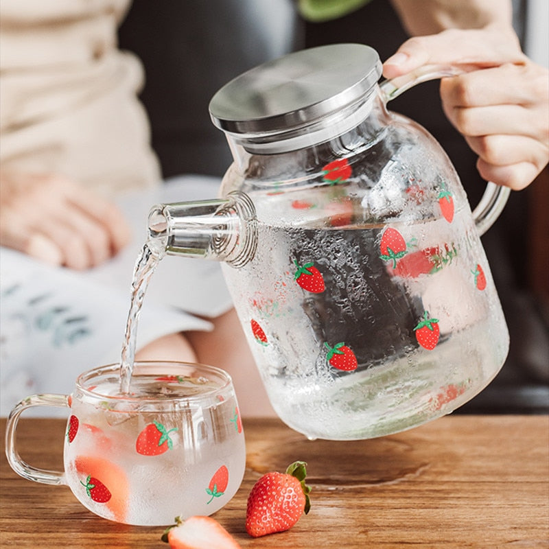 Kawaii Strawberry Glass Cold Water Pot Large Capacity Juice Fruit Teapot Heat Resistant Glass Kettle For Boiling Water Cute Cups