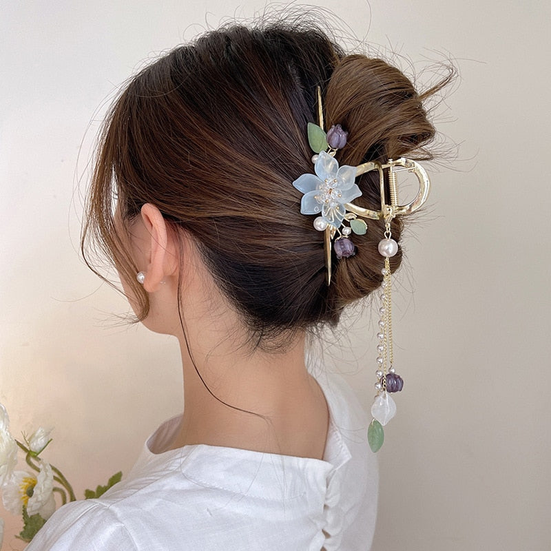 New Classical Orchid Pearl Tassel Grab Clip Ladies Ponytail Clip Flower Shark Clip Girl Elegant Headwear Accessories