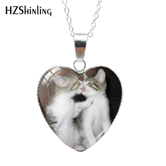 Cartoon Cats Patten Heart Shaped Glass Dome Necklace Fashion Cute Animal Handmade Crafts Jewelry