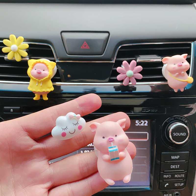 Cute Pig Car Air Freshener Air Conditioning Outlet Decoration Car Accessories Interior Car Aromatherapy Clip Perfume Clip